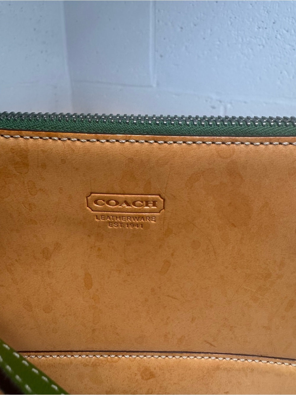 Vintage 2002 Coach Vachetta Demi 6239 Tan Green Leather Shoulder Bag Purse - Picture 2 of 14